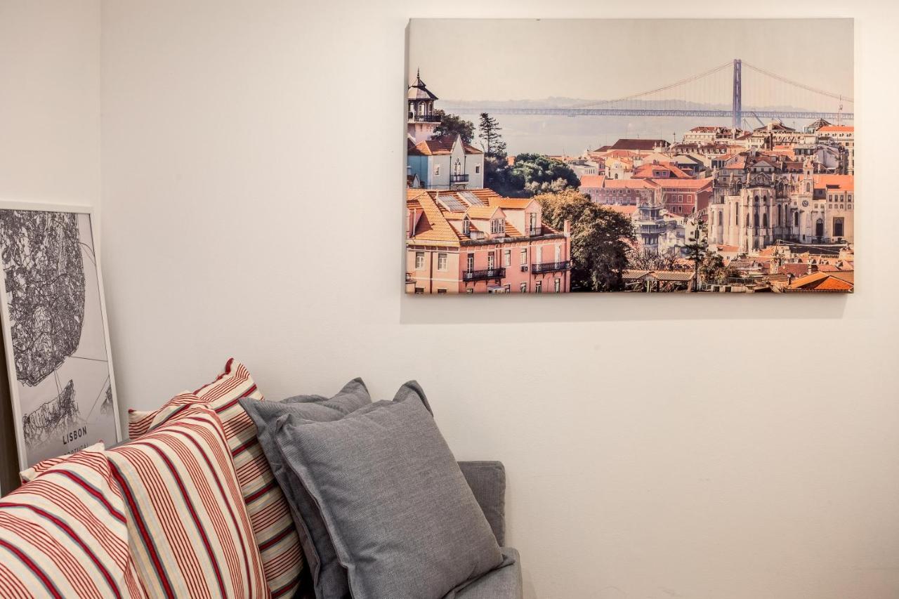 Cozy Apartment In Lisbon'S Center! Екстериор снимка